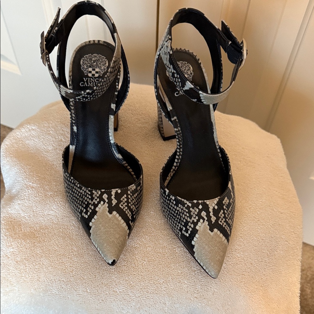 Vince Camuto Black and Cream Patterned Heels